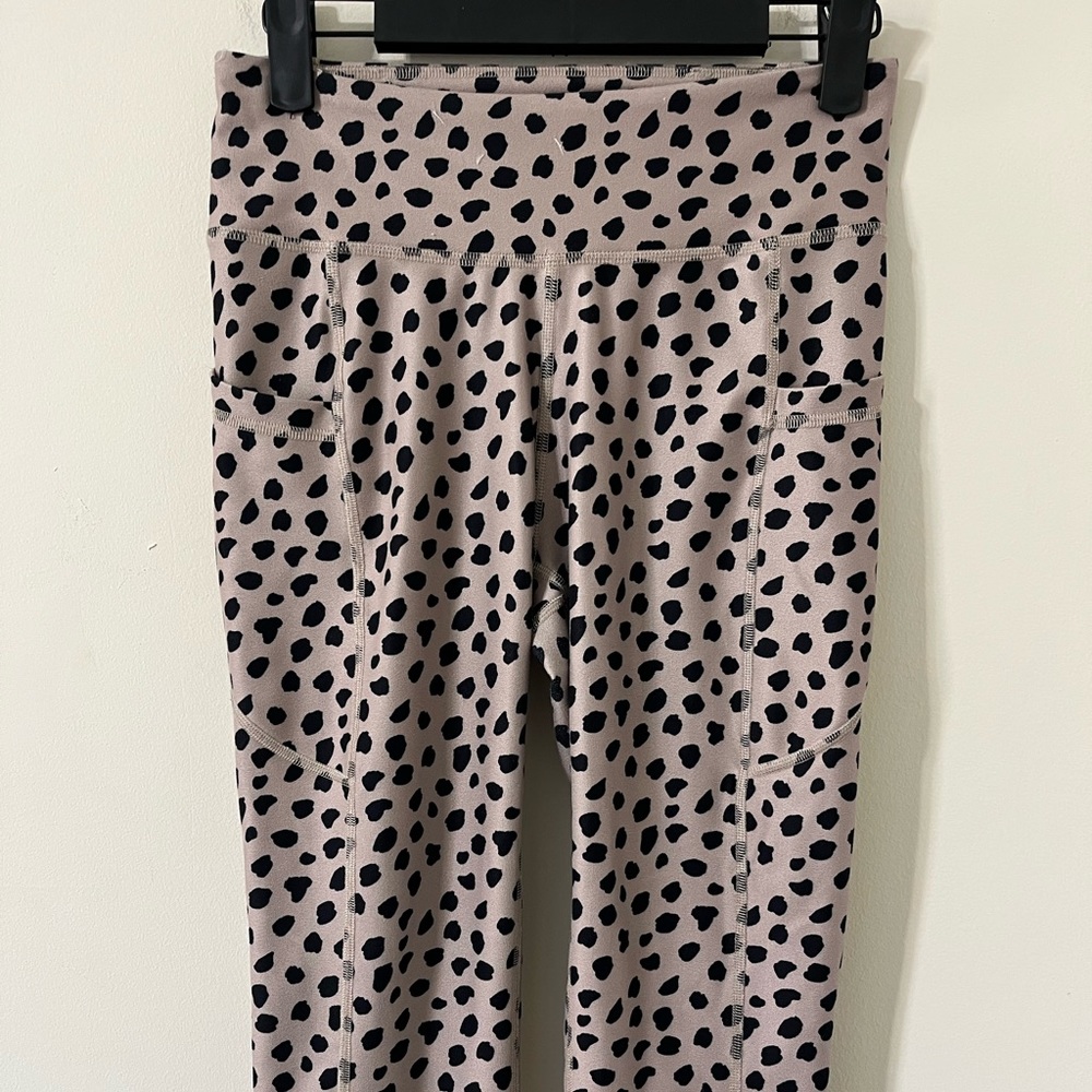 Gilly Hicks Find Your Happy Place Brown Leopard Print Pocket High Rise Leggings - Picture 5 of 12